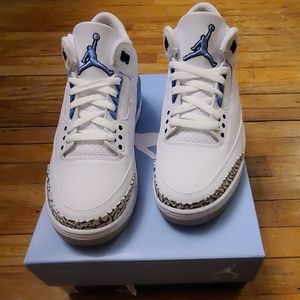 Jordan 3  UNC